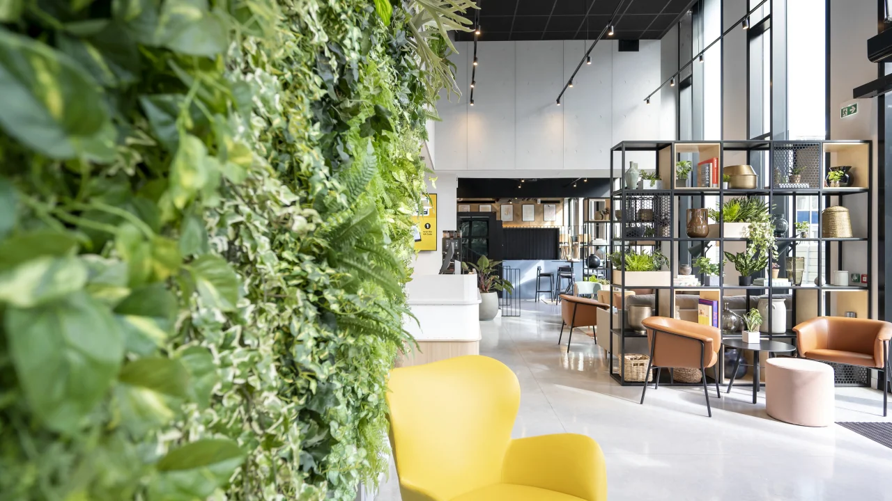 Staycity Aparthotels Paris La Defense